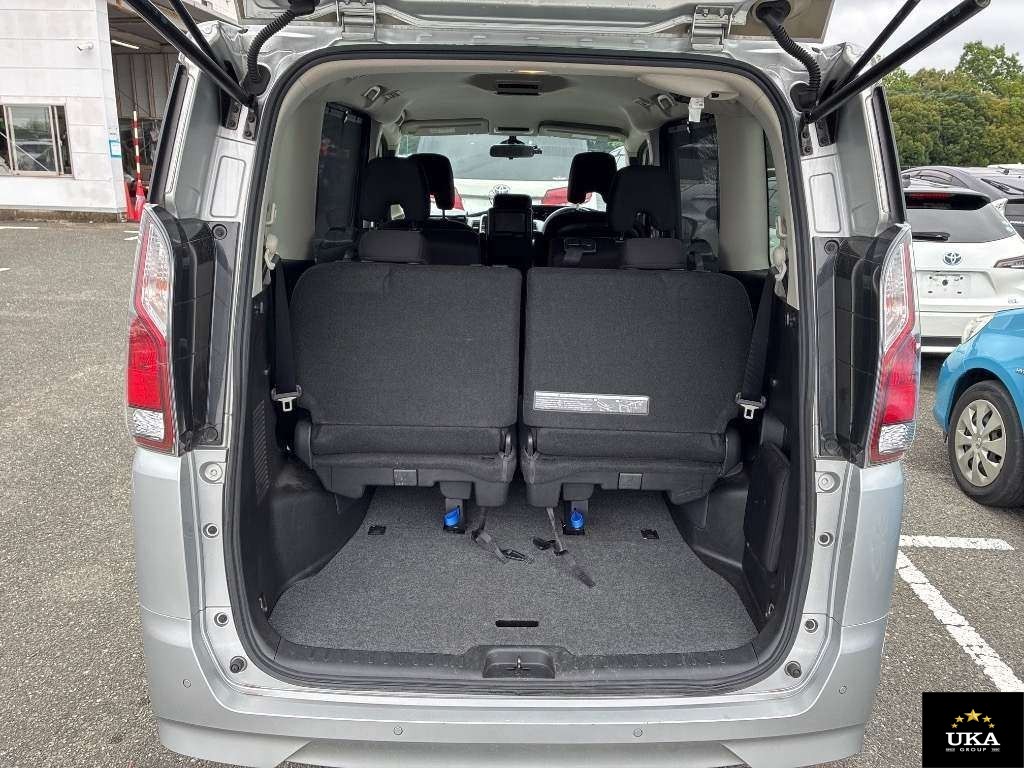 2017 Nissan Serena