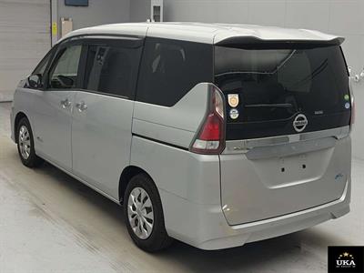 2017 Nissan Serena - Thumbnail
