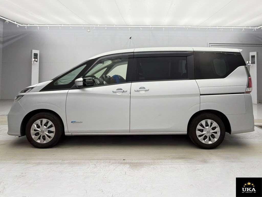 2017 Nissan Serena