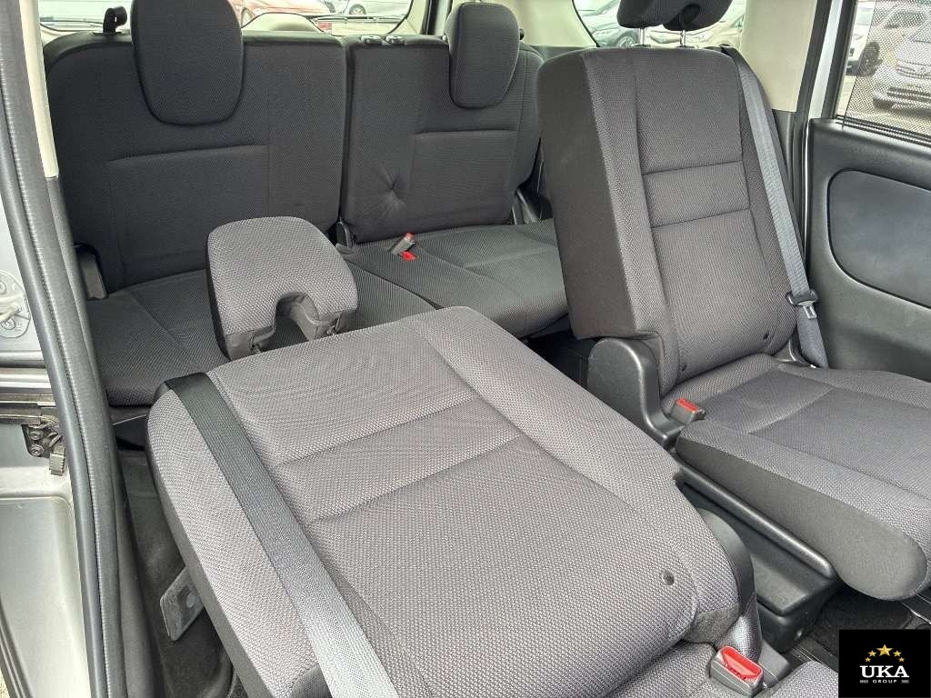 2017 Nissan Serena