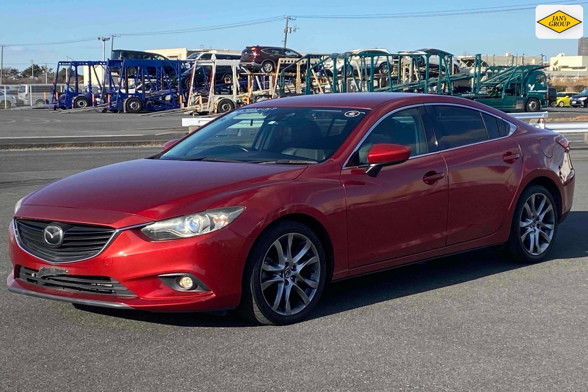2013 Mazda Atenza