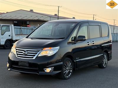 2015 Nissan Serena - Thumbnail