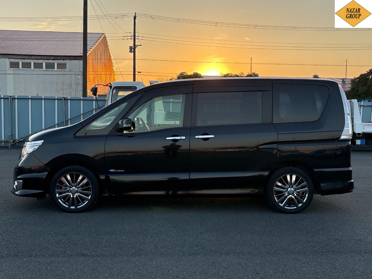 2015 Nissan Serena