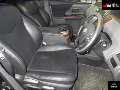 2014 Toyota Prius - Thumbnail