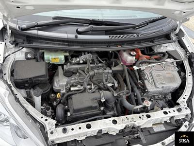 2017 Toyota Aqua - Thumbnail