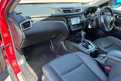 2016 Nissan X-Trail - Thumbnail