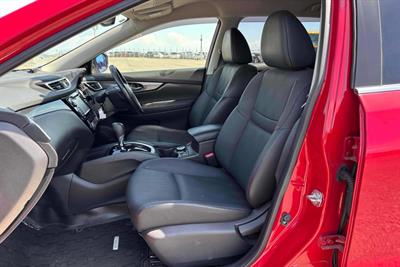 2016 Nissan X-Trail - Thumbnail