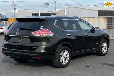 2015 Nissan X-Trail - Thumbnail