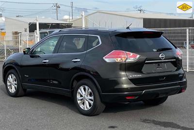 2015 Nissan X-Trail - Thumbnail