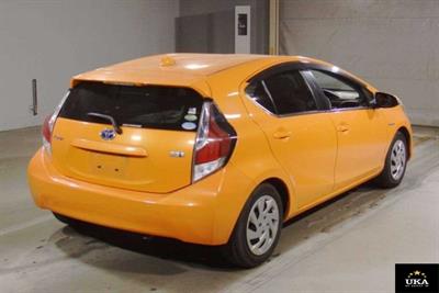 2015 Toyota Aqua - Thumbnail