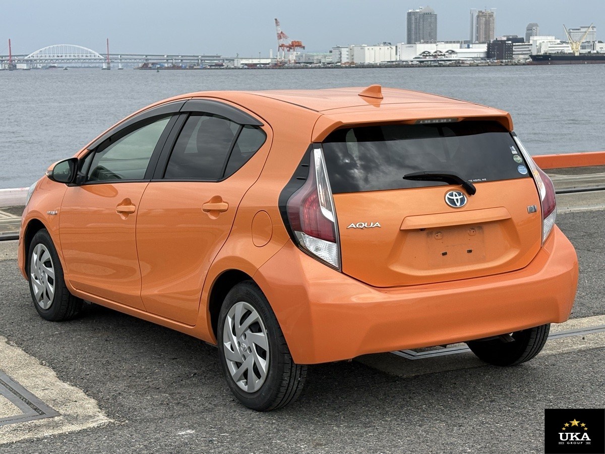 2015 Toyota Aqua