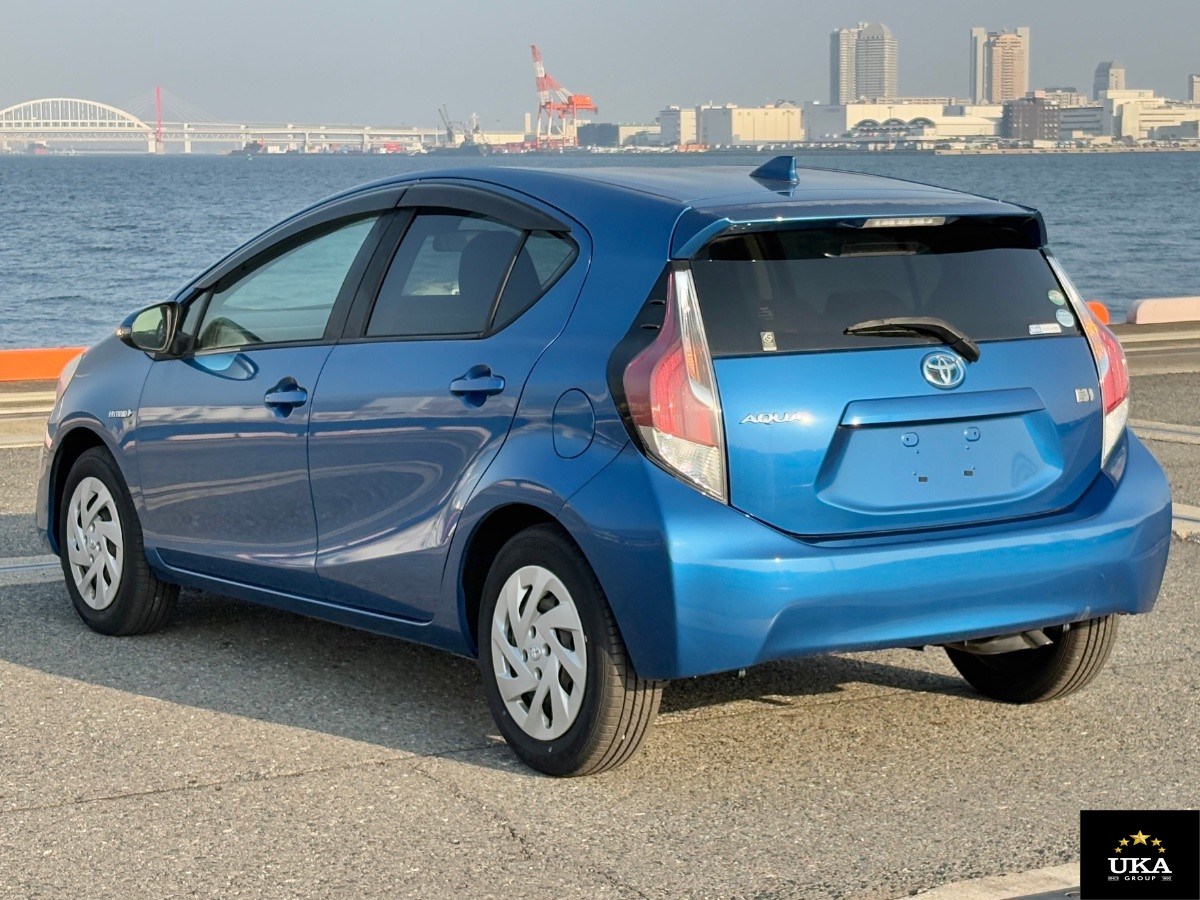 2016 Toyota Aqua