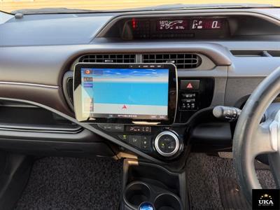 2016 Toyota Aqua - Thumbnail