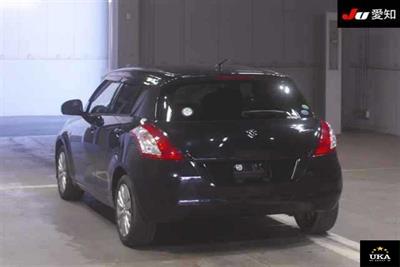 2015 Suzuki Swift - Thumbnail