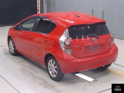 2012 Toyota Aqua - Thumbnail