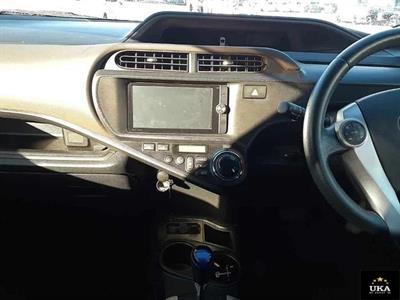 2012 Toyota Aqua - Thumbnail