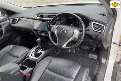 2015 Nissan X-Trail - Thumbnail
