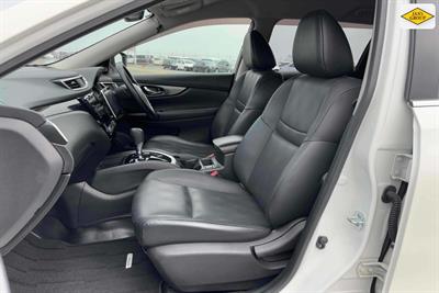 2015 Nissan X-Trail - Thumbnail