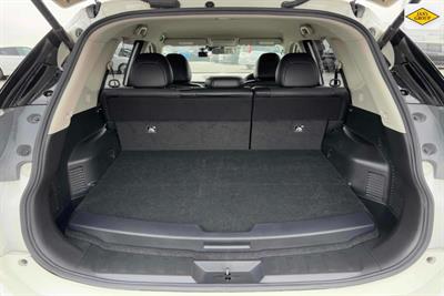 2015 Nissan X-Trail - Thumbnail