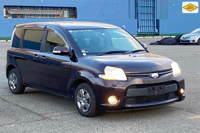 2014 Toyota Sienta