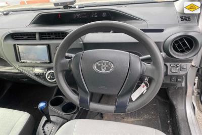 2020 Toyota Aqua - Thumbnail
