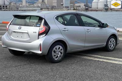 2020 Toyota Aqua - Thumbnail