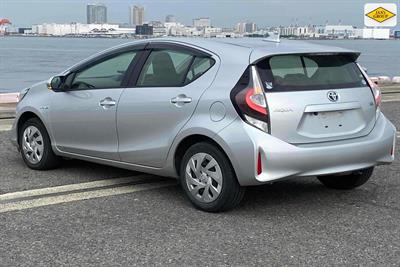 2020 Toyota Aqua - Thumbnail