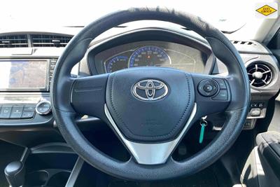 2016 Toyota Fielder - Thumbnail