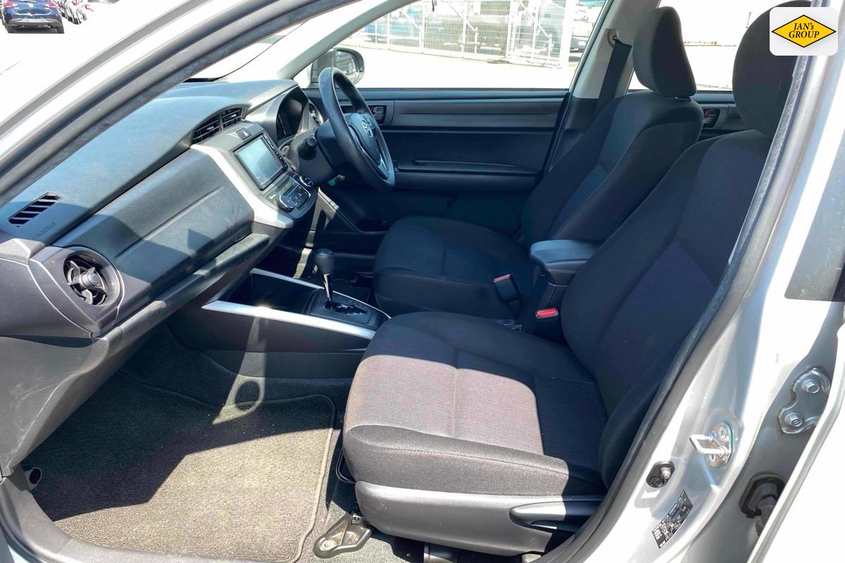 2016 Toyota Fielder