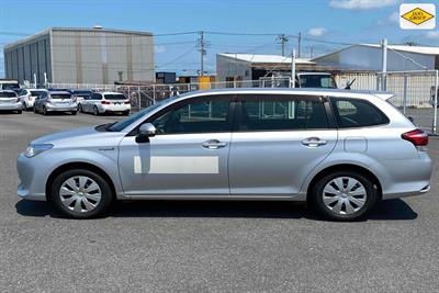 2016 Toyota Fielder - Thumbnail