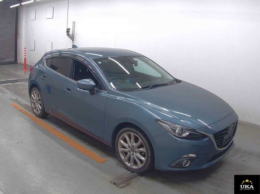 2014 Mazda Axela