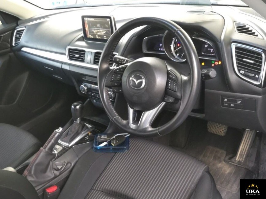 2014 Mazda Axela