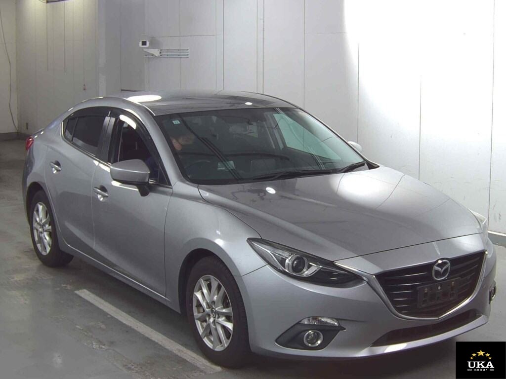 2013 Mazda Axela