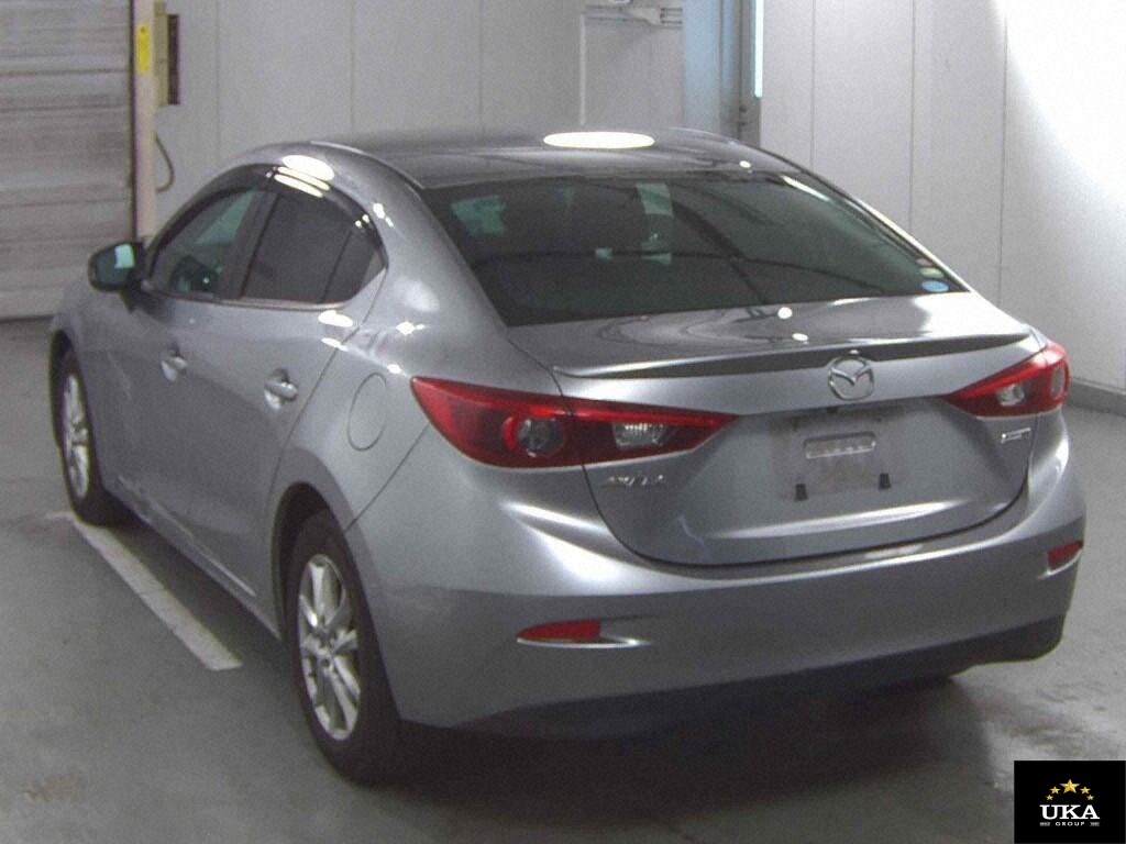 2013 Mazda Axela