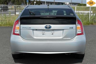 2012 Toyota Prius - Thumbnail