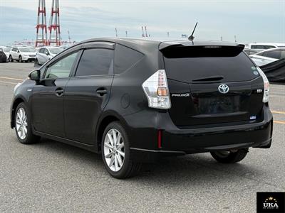 2014 Toyota Prius - Thumbnail