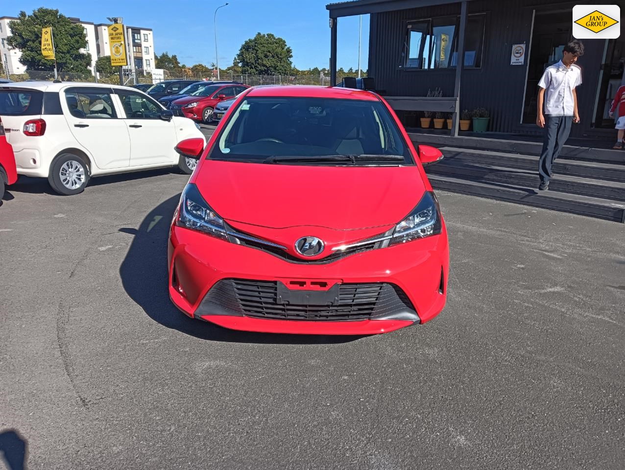 2016 Toyota Vitz