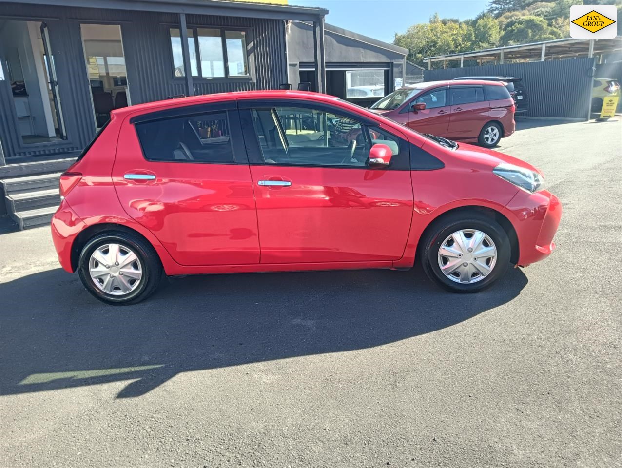2016 Toyota Vitz