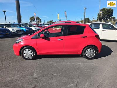 2016 Toyota Vitz - Thumbnail