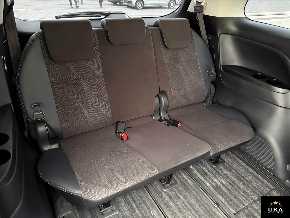 2013 Toyota Estima