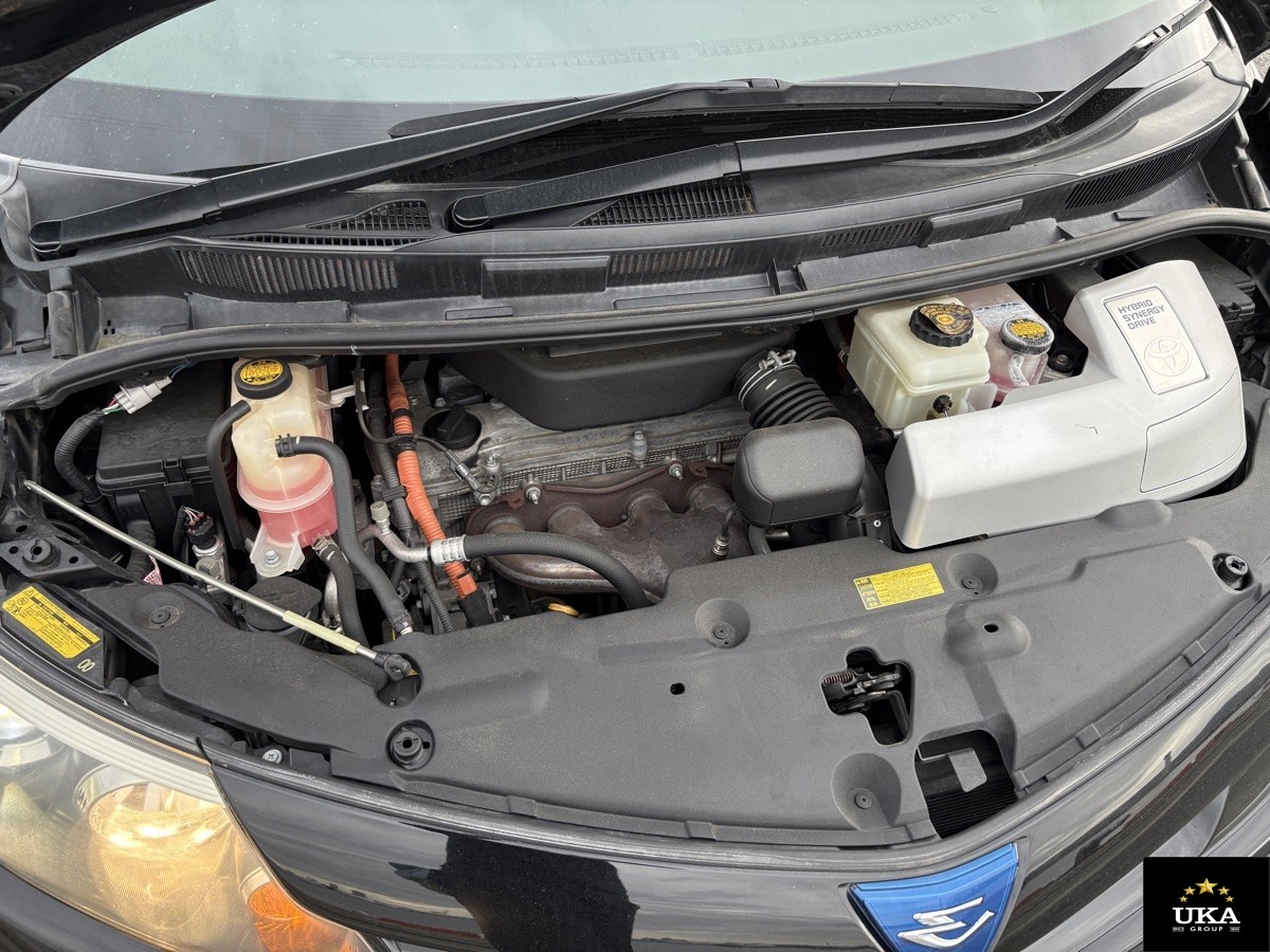 2013 Toyota Estima