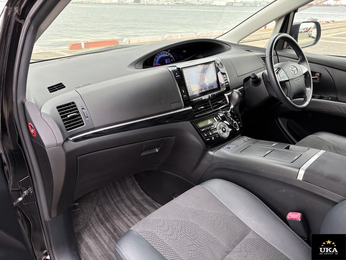 2013 Toyota Estima