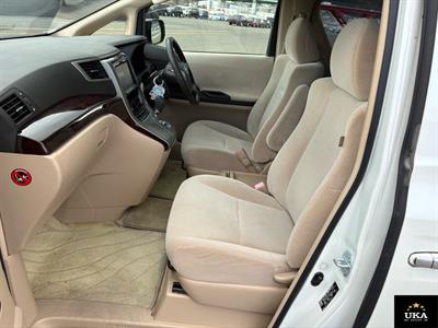 2013 Toyota Alphard - Thumbnail