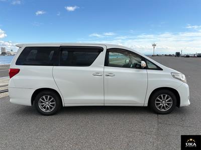 2013 Toyota Alphard - Thumbnail