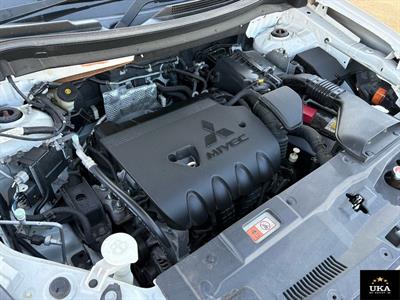 2014 Mitsubishi Outlander - Thumbnail