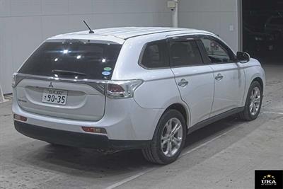 2014 Mitsubishi Outlander - Thumbnail