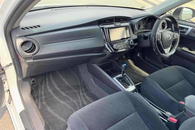 2015 Toyota Corolla - Thumbnail