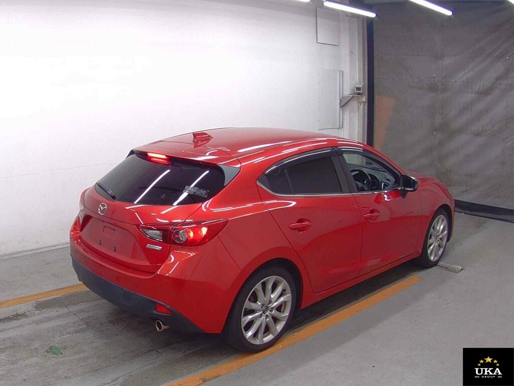 2014 Mazda Axela