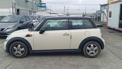 2012 BMW Mini Cooper - Thumbnail