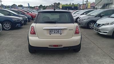 2012 BMW Mini Cooper - Thumbnail